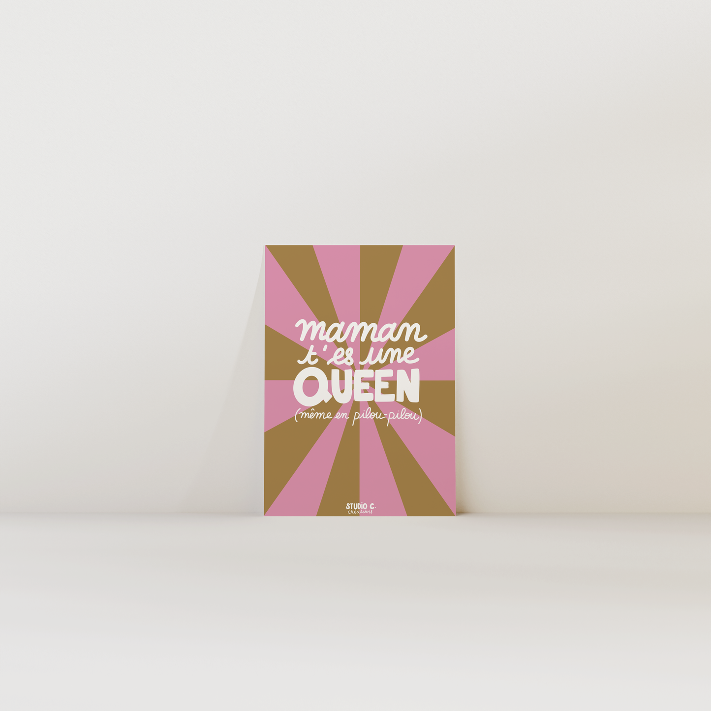 Maman t'es une QUEEN (même en pilou-pilou) - Carte postale